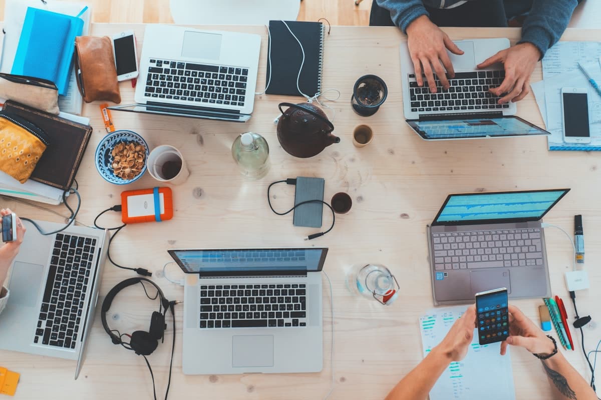 IT support team collaboration